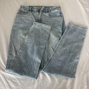 American Eagle Strigid Straight Leg Jeans